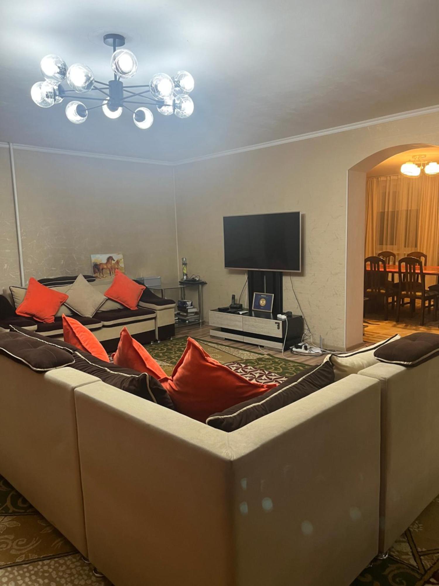 Jasmin Hotel Karakol Ngoại thất bức ảnh